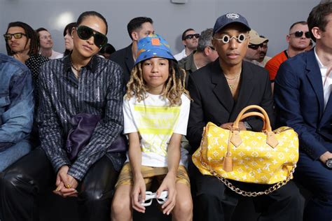 pharrell's money bag.